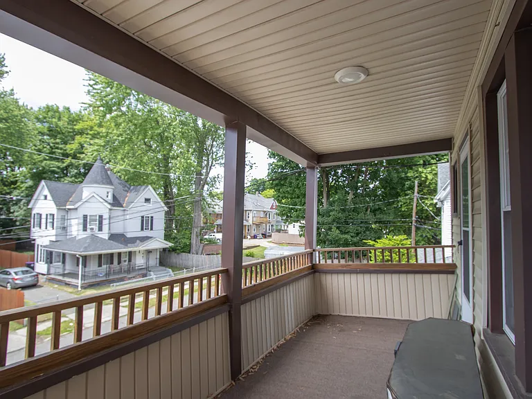 8 Ivy Ave #2 — Photo 32