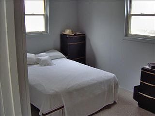 5th image of 12162 Buckeye Point Dr NE