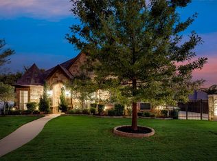 8200 Woods Ln, North Richland Hills, TX 76182
