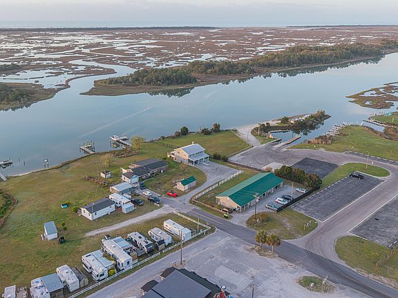 4th image of 252 Shell Rock Landing Road