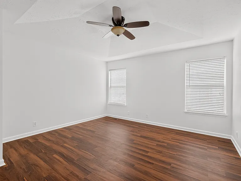 407 Arapaho Dr — Photo 25