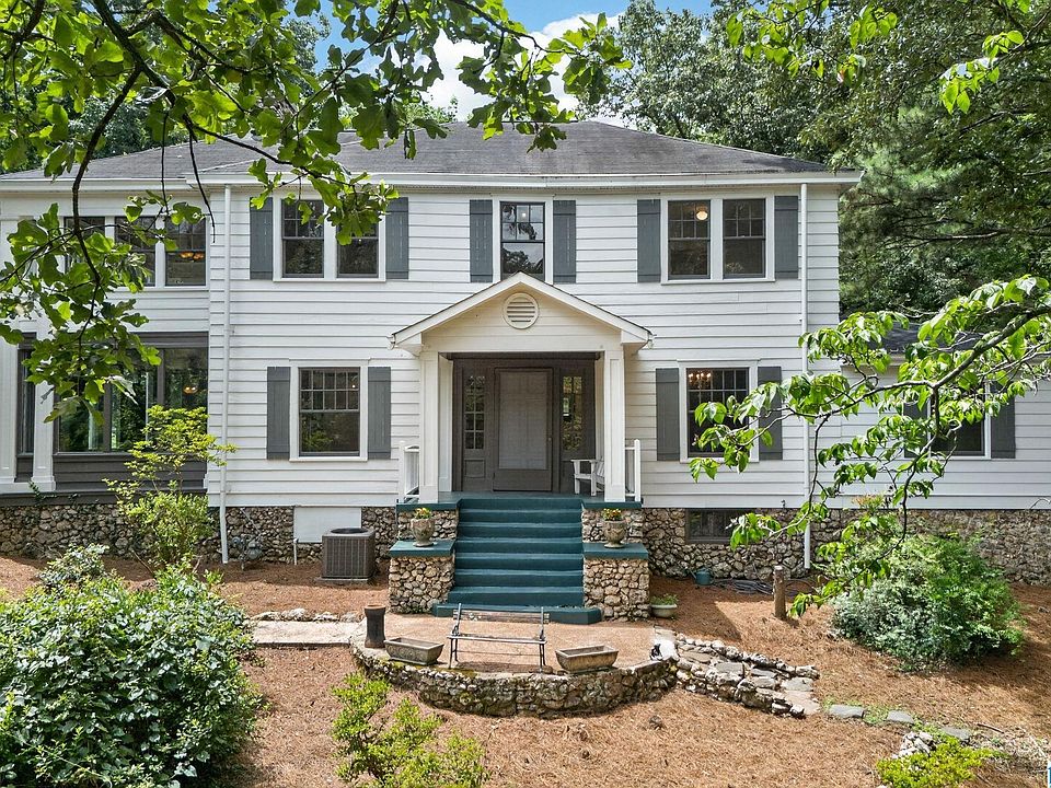1st image of 428 Valley Rd
