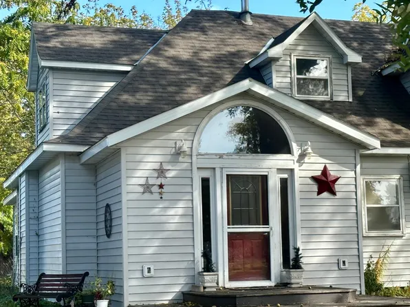 720 11th Ave, Clarkfield, MN 56223