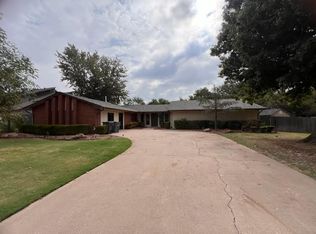 1403 NW Keystone Dr, Lawton, OK 73505