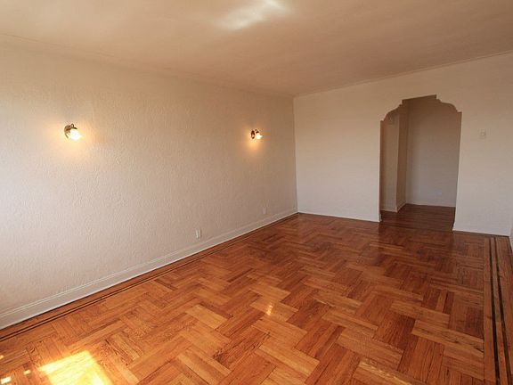 2nd image of 4554 41st St APT 5E
