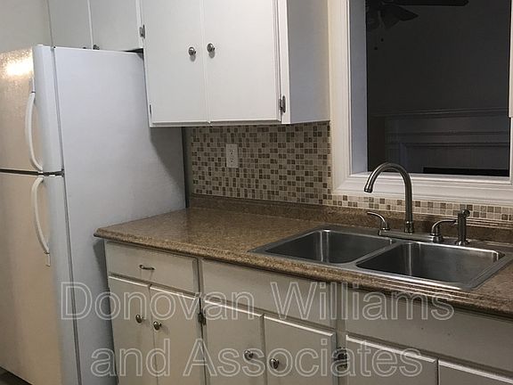 5th image of 2200 Thurmond Pl