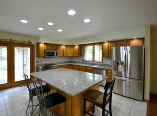 632 Bowers Blvd, Delavan, WI 53115