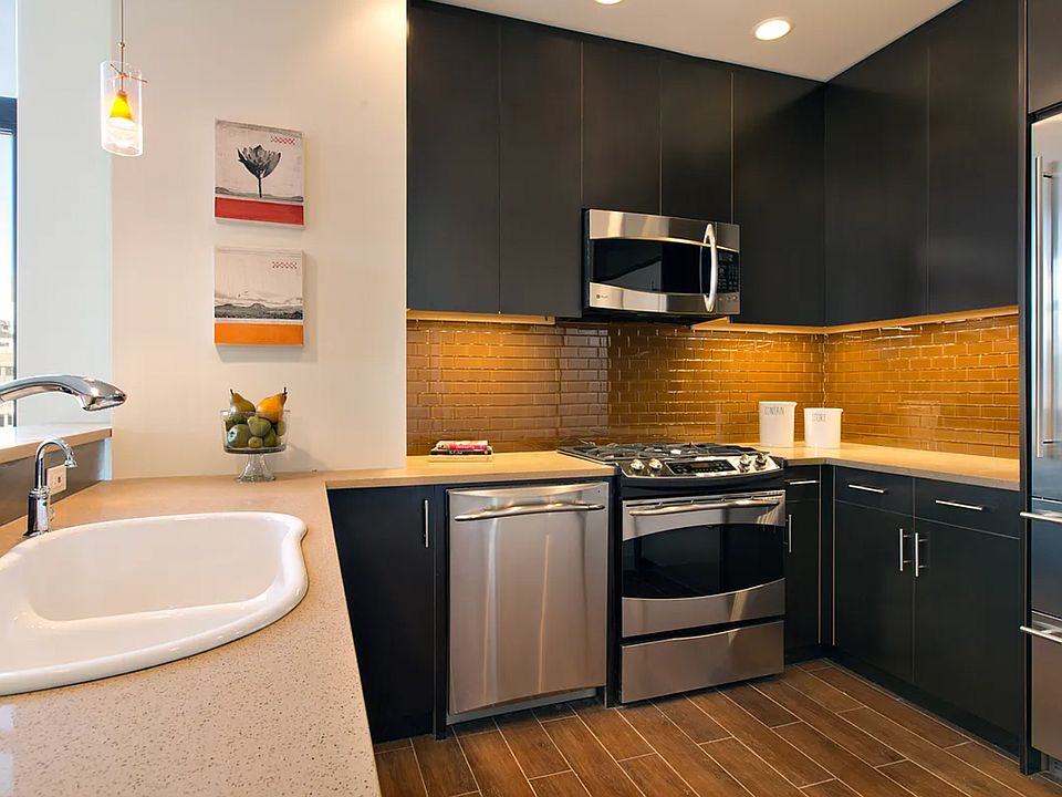 1st image of 4237 27th St #8B