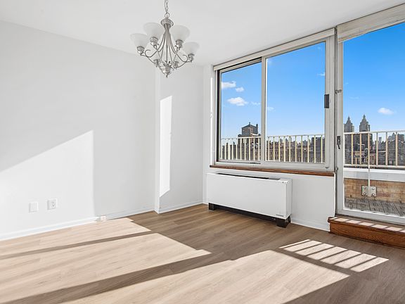 5th image of 201 W 72nd St APT 18A