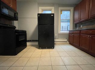129 W 54th St #5E, Bayonne, NJ 07002