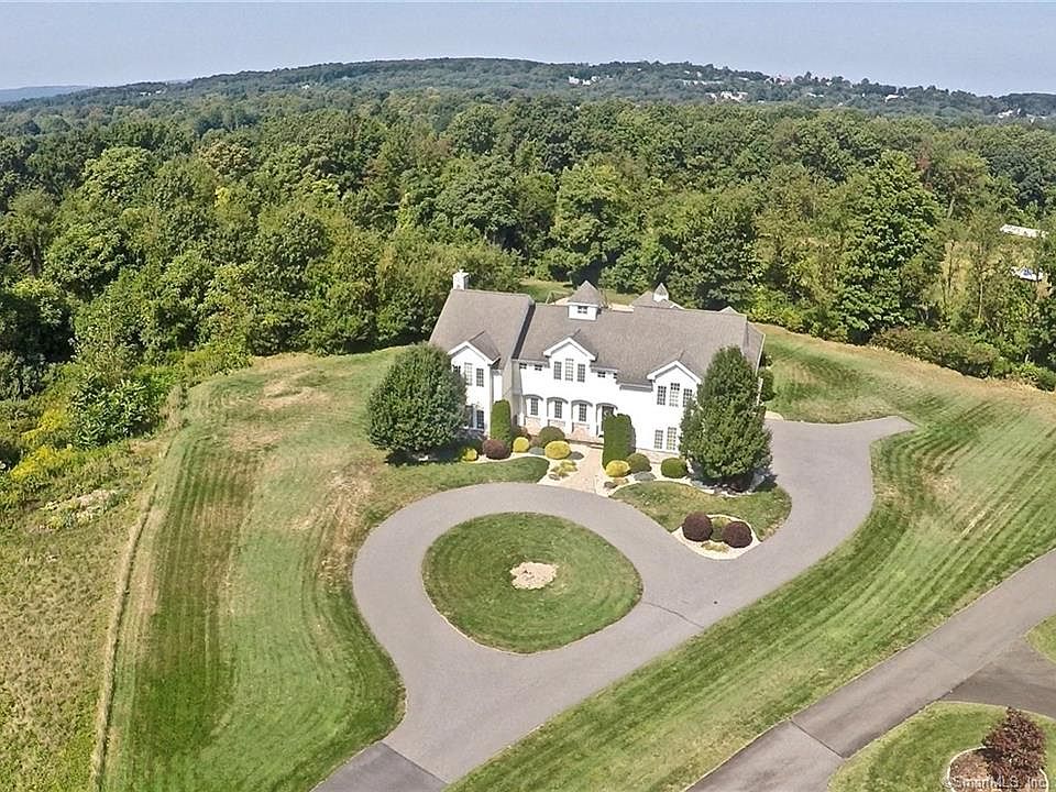 1st image of 67 Murphy Dr