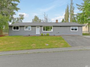 9113 8th St SE, Lake Stevens, WA 98258