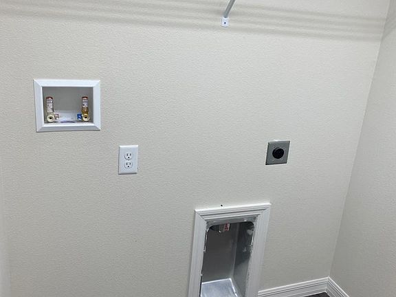 4th image of 351 Marion Oaks Blvd