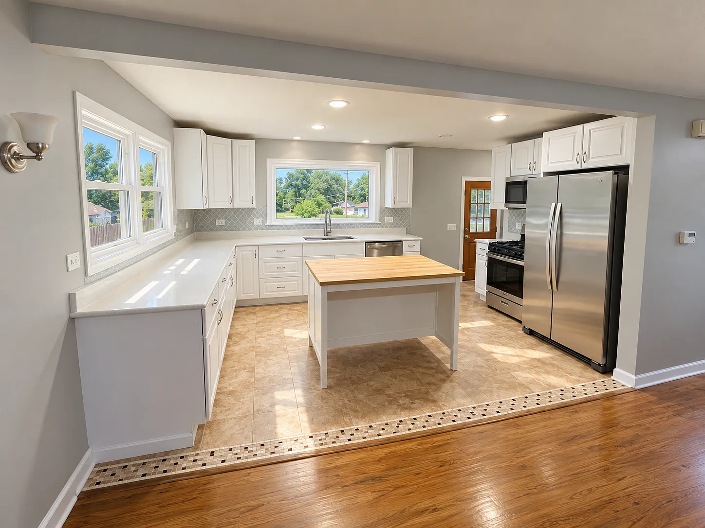 120 E Oltendorf Rd — Photo 3