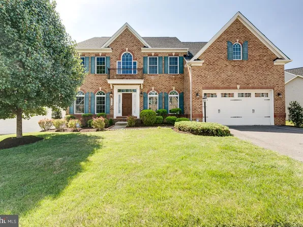 42463 Pine Forest Dr, Chantilly, VA 20152