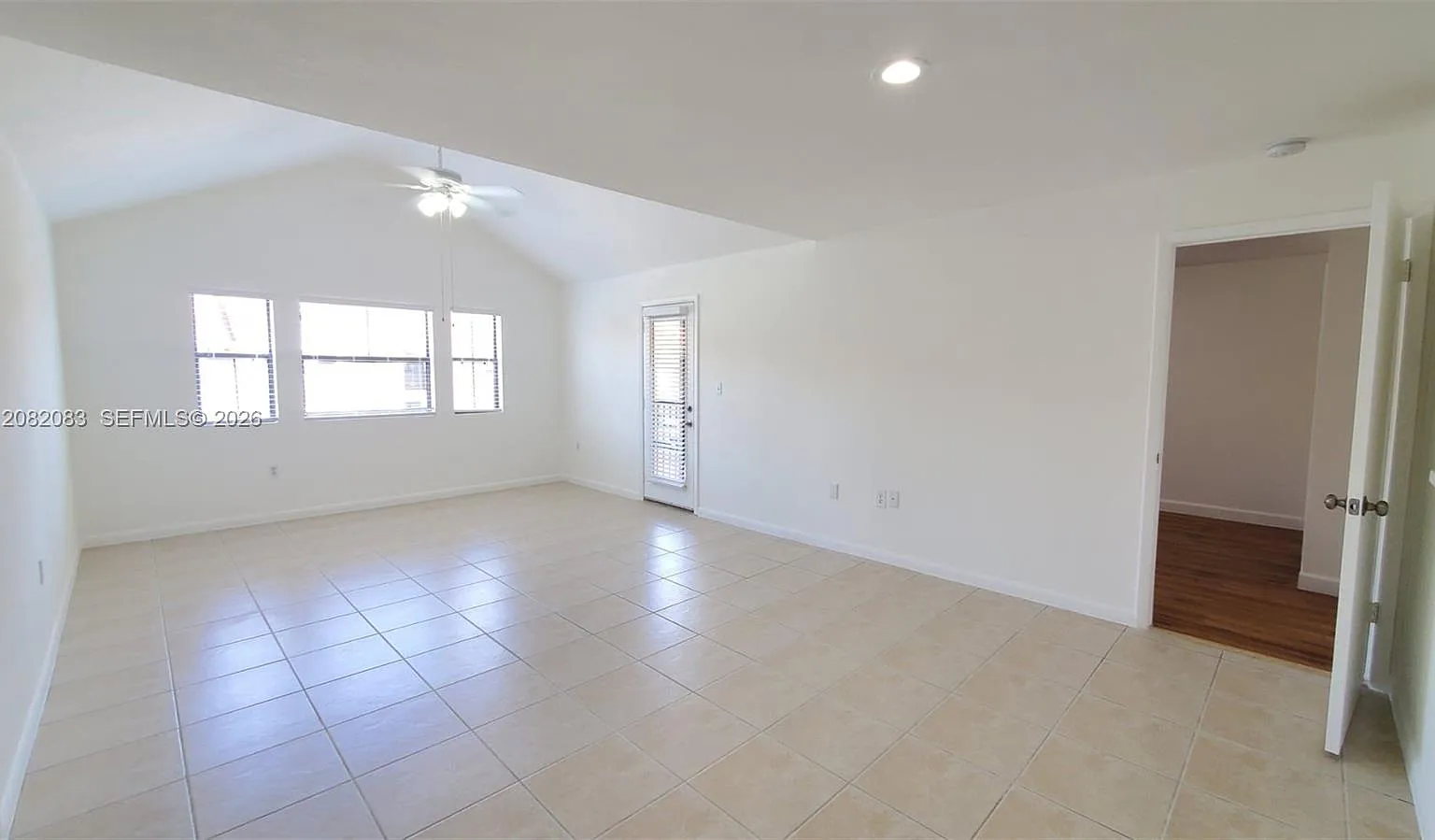 Biscayne Beach Club Condo — Photo 2