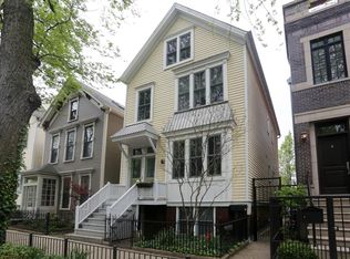 1426 W Barry Ave #1F, Chicago, IL 60657