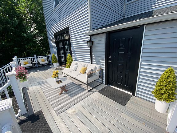 2nd image of 305 S Main St #5
