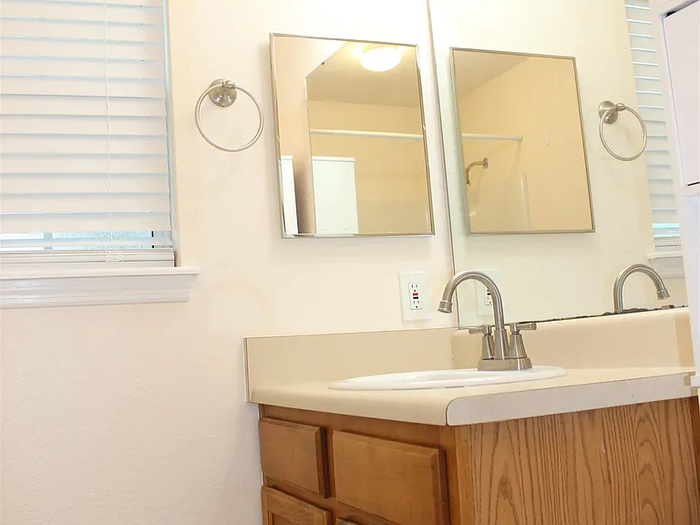 4434 Gearhart Rd #1704 — Photo 24