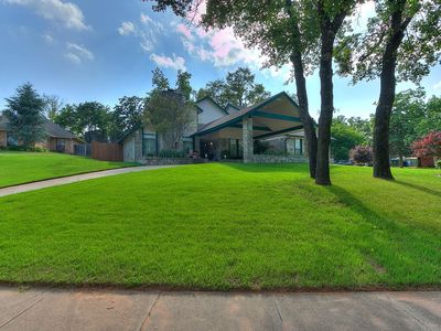 205 Crown Colony Ct, Edmond, OK, 73034