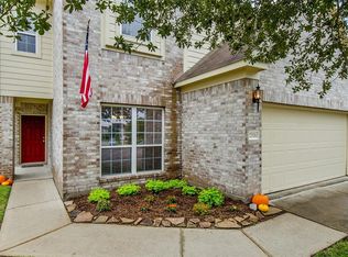 22526 Hamlet Park Ct, Spring, TX 77373
