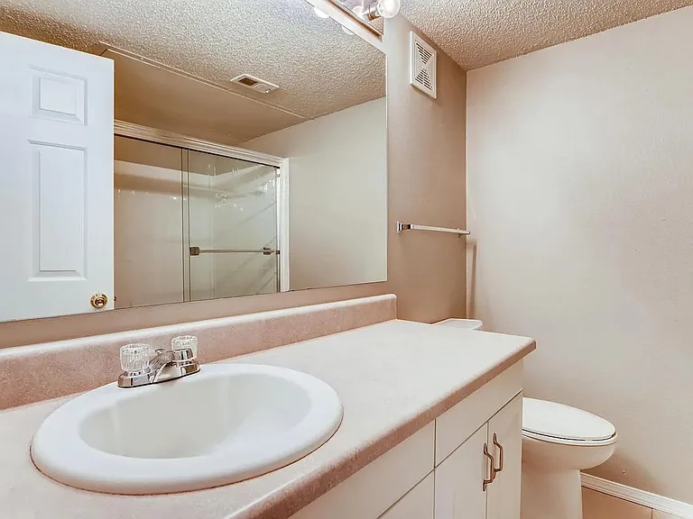 2155 Eagle Ave — Photo 10