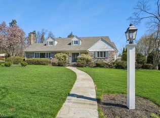 5 Witherspoon Rd, Clifton City, NJ 07013