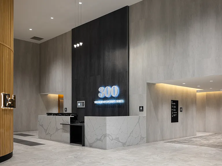 300 Main St — Photo 31