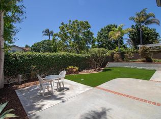 1939 Elm Ridge Dr, Vista, CA 92081
