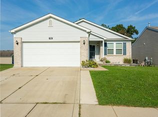 792 Rockshire Dr, Herculaneum, MO 63048