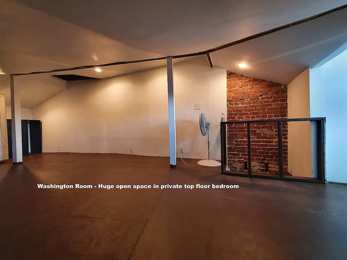 6 bed, 2000 sqft, $997 — Photo 4