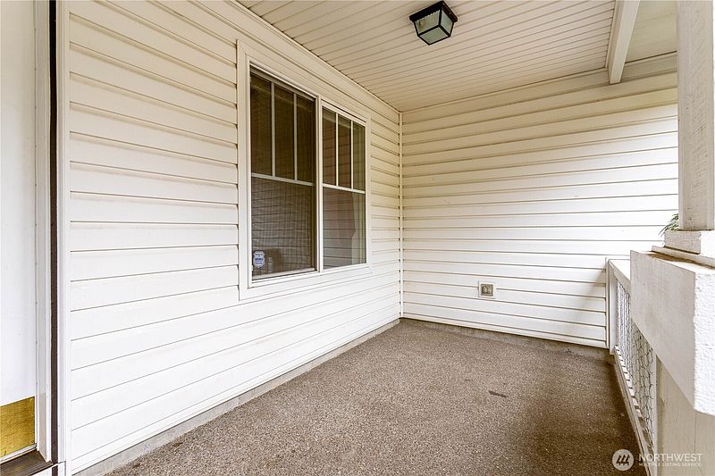 4th image of 2835 U Street SE