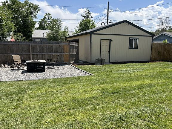 Backyard with fire pit - perfect for winter months!