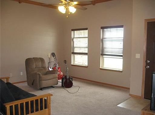 1st image of 12496 Meadow Oaks Ln