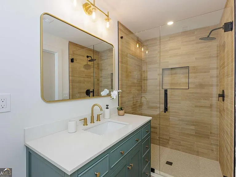 3026 Brook Dr — Photo 18