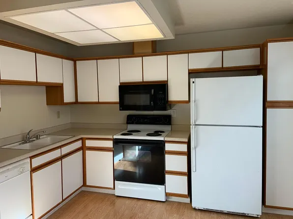 4667 Laurie Cmn APT 103, Livermore, CA 94550