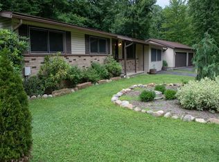 919 Chippewa Trl, Mercer, PA 16137