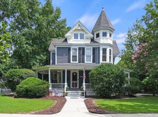 24233 Mary St, Parksley, VA 23421