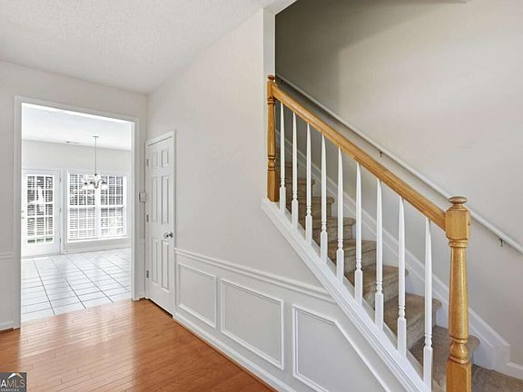 4th image of 4320 Sugar Maple Chase NW