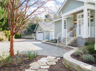 1170 S West Camano Dr, Camano Island, WA