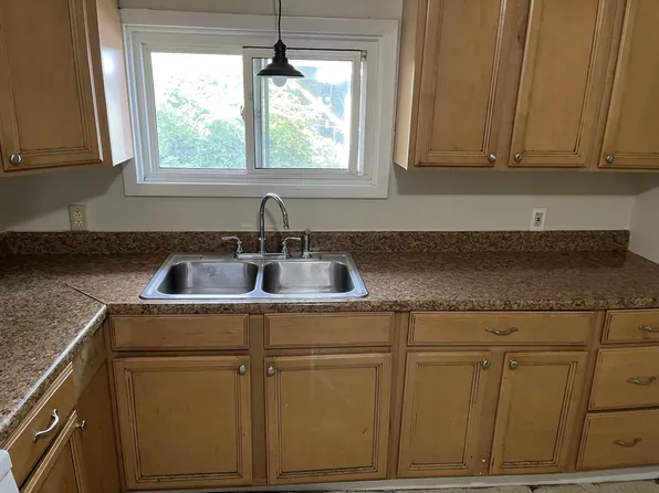 19 Broad St, Schuylerville, NY 12871