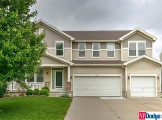 5611 S 161st St, Omaha, NE 68135