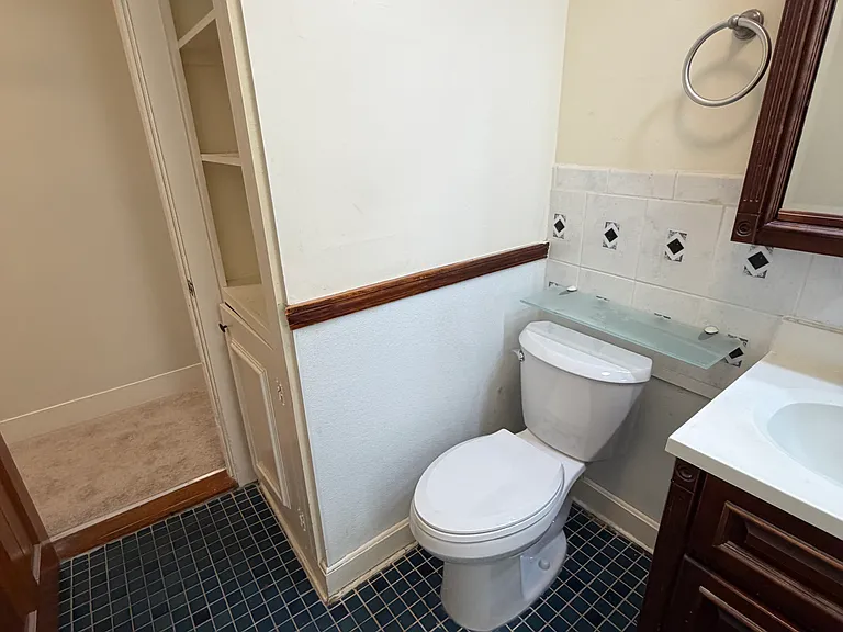 12 Dolphin Ave #2 — Photo 13