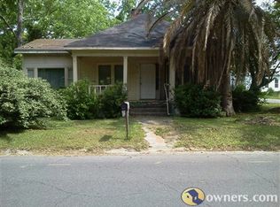 814 Lee St, Blackshear, GA 31516