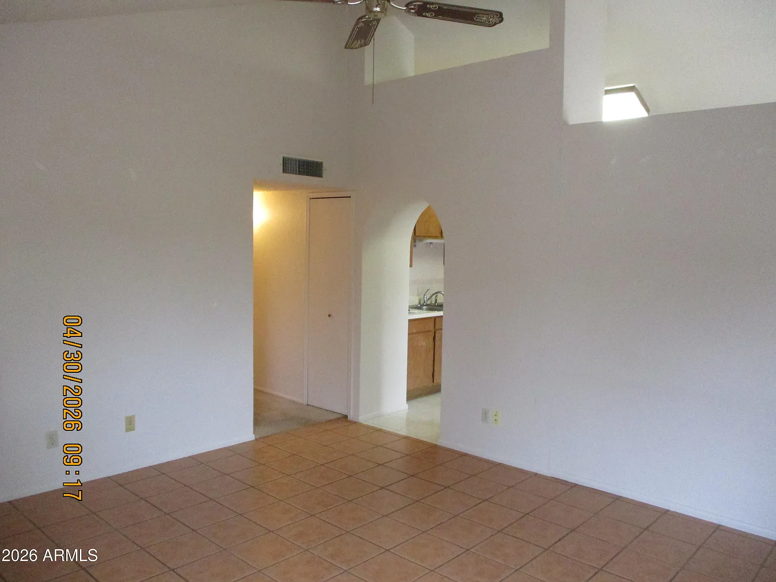 3 bed, 2.0 bath, 1110 sqft, $2,600 — Photo 3