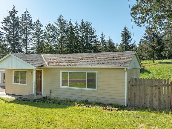 3rd image of 38805 SW Tenbush Ln