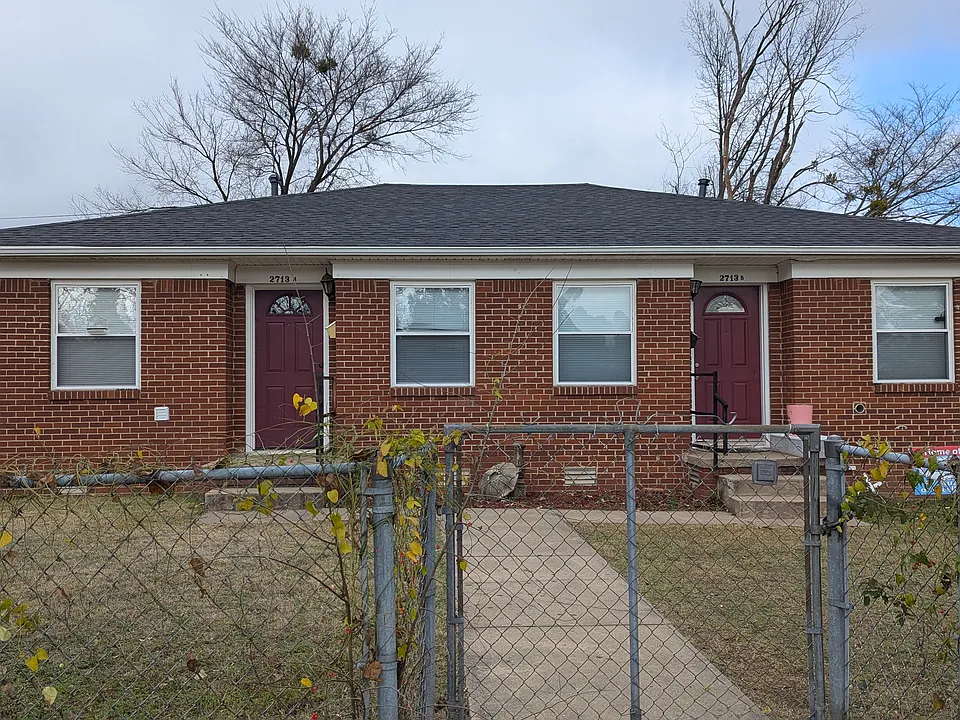 2713 Dodson Ave #A