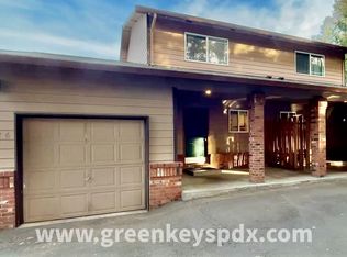 1026 SW Halsey St, Troutdale, OR