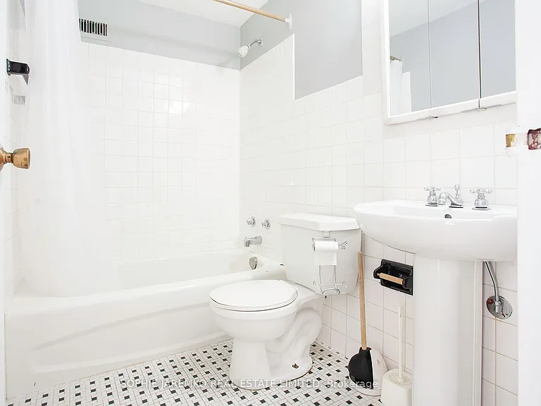 580 Christie St #109 — Photo 13