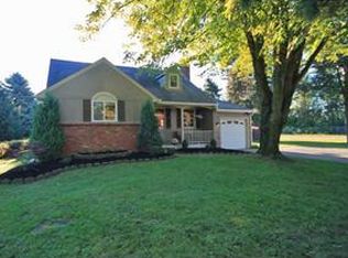 4171 Cameron Dr, Williamsville, NY 14221